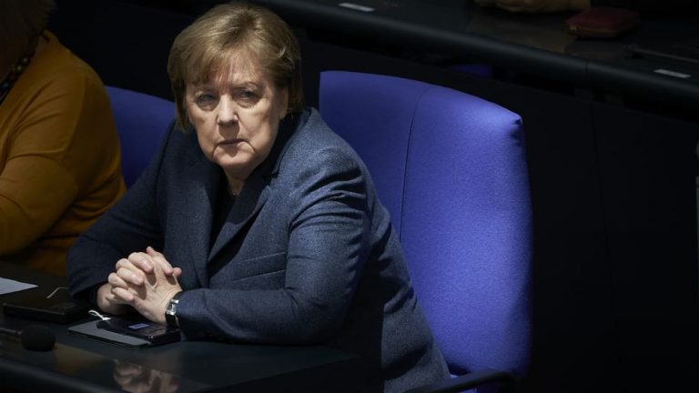 Merkel najavila popuštanje mjera: Maske više nisu obavezne