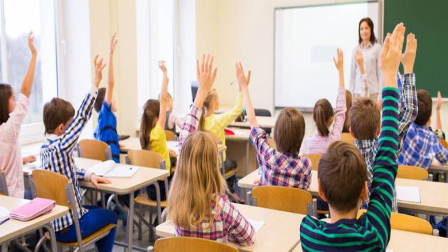 U većem dijelu BiH danas počinje školska godina, u tri kantona početak odgođen