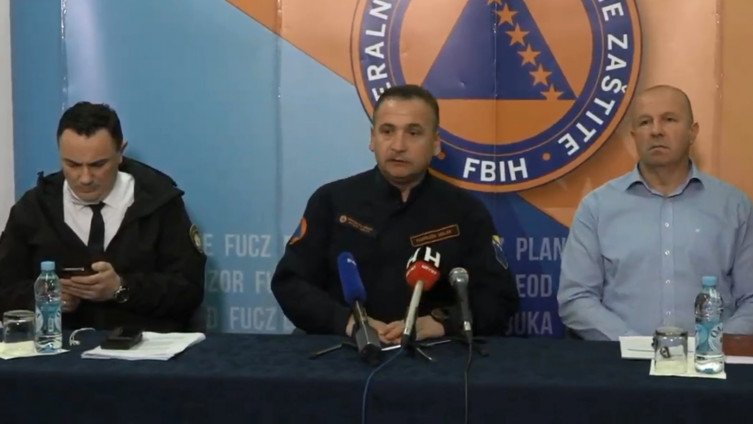 NOVA NAREDBA – Zabrana kretanja mlađima od 18 i starijim od 65 godina u FBiH!