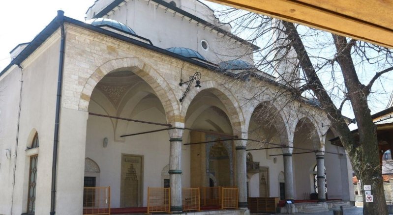 Džuma-namaz bez vjernika u BiH!