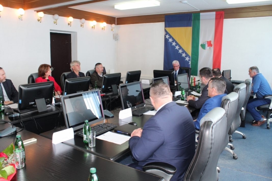 Vlada SBK: Pravi se kantonalni “Korona zakon”