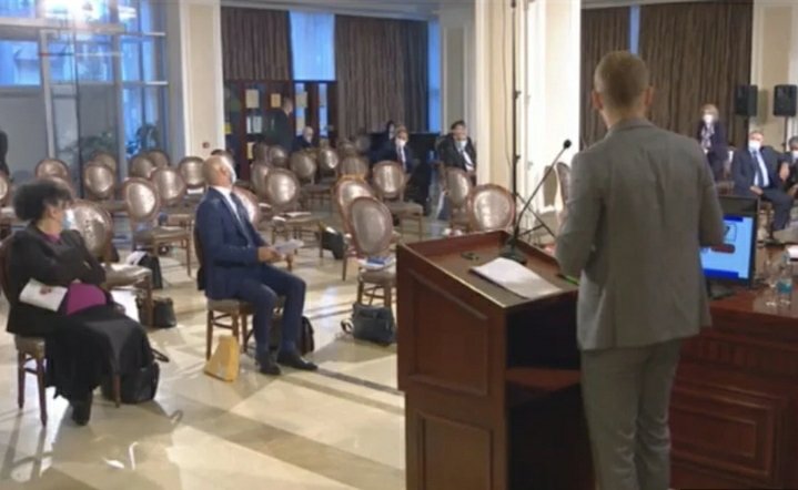 Draško Stanivuković nije htio staviti masku, vladajuća koalicija napustila sjednicu