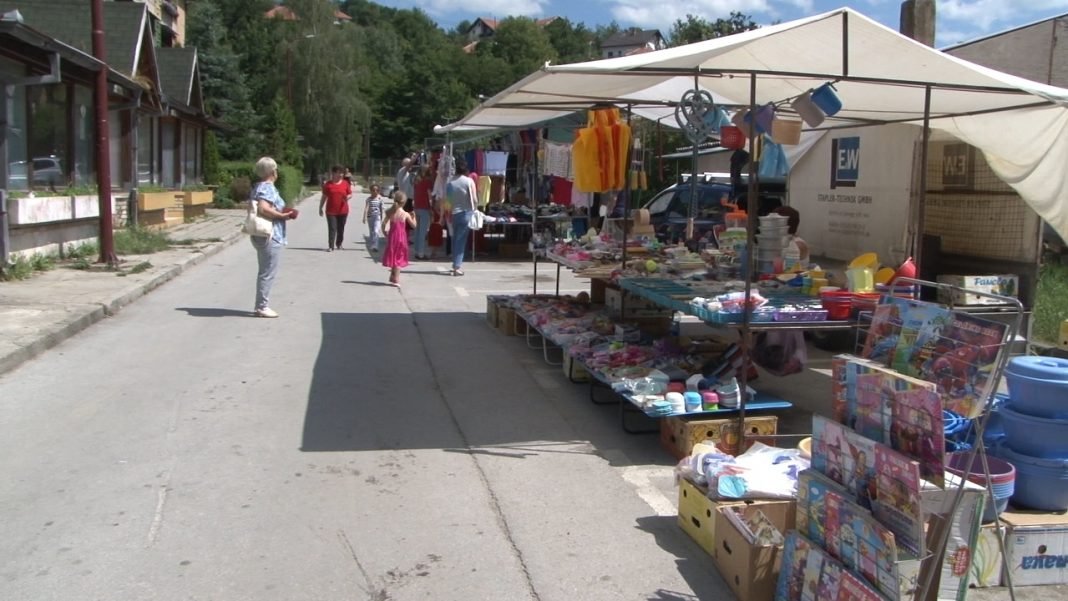Novi Travnik: Obavijest o pomjeranju termina zelene i buvlje pijace