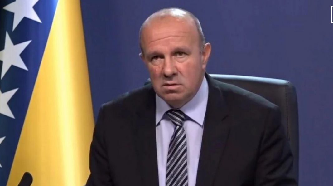 Naredne sedmice u FBiH odluka o otvaranju kafića, vrtića i okupljanju u zatvorenim prostorima
