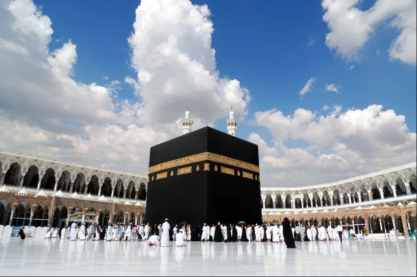 Hadž će ove godine biti organiziran samo za one koji žive u Saudijskoj Arabiji