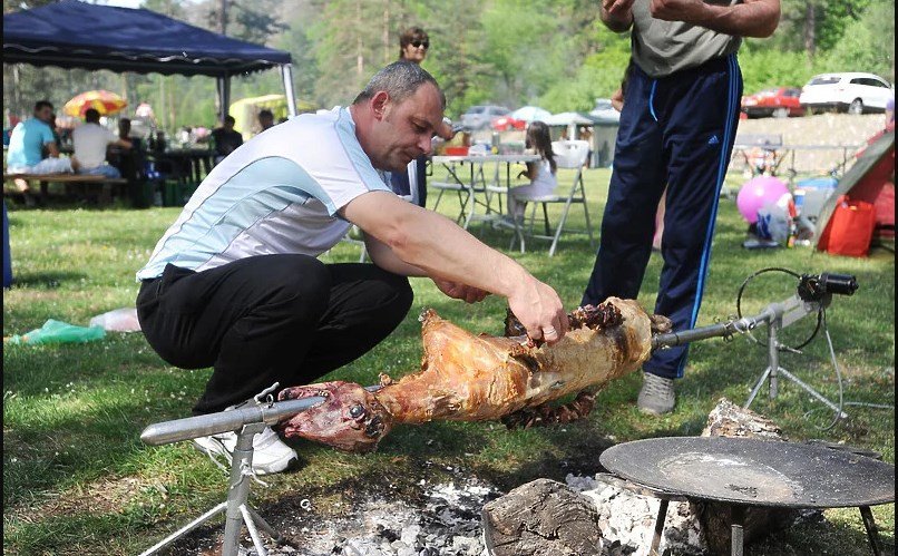 Neradni dani u Federaciji BiH su 1., 2. i 3. maj