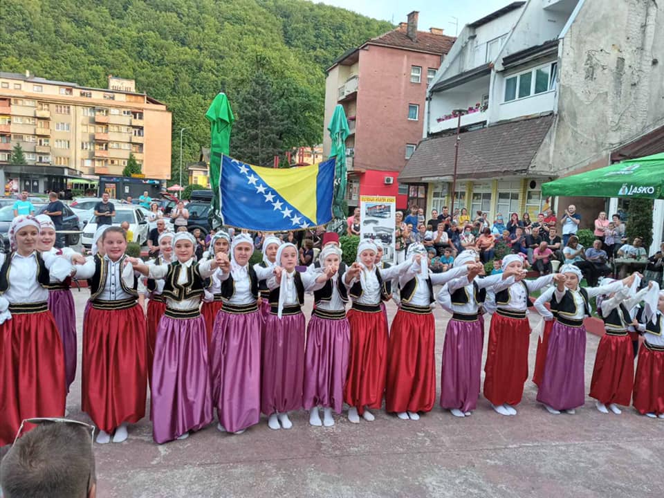 FOTO – “Novotravničko biserje” ugostilo BZK “Preporod” iz Viteza