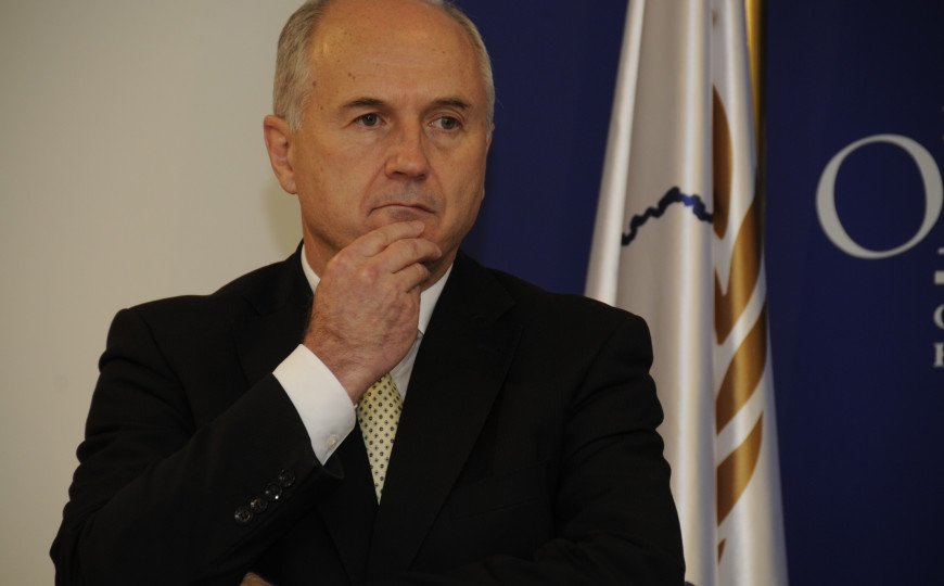 Inzko nametnuo zakon o zabrani negiranja genocida!