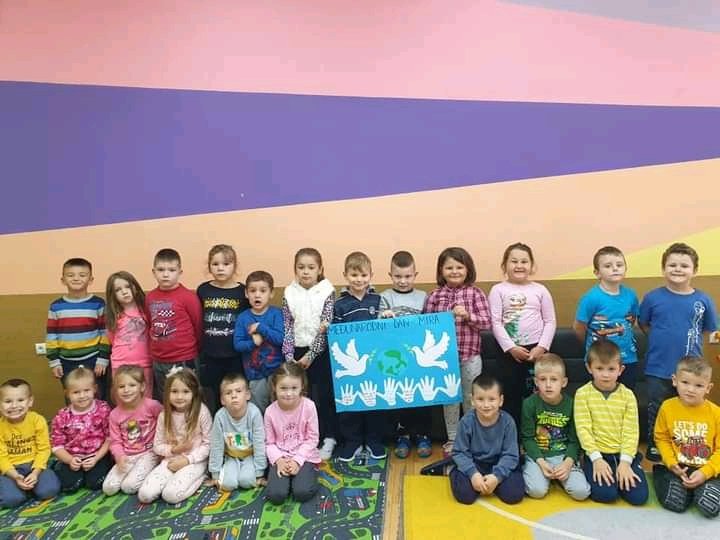 Mališani iz obdaništa “Sultan Fatih” obilježili Međunarodni dan mira