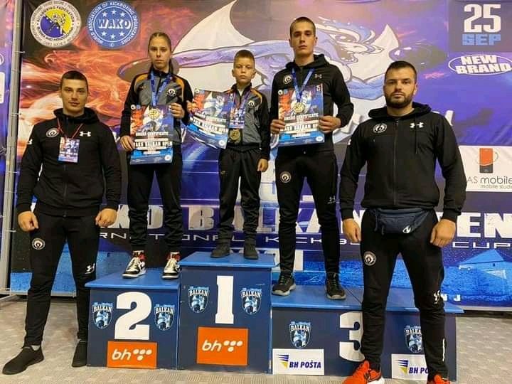 Tri medalje za novotravnički “Lugan Team” na “WAKO Balkan Open-u”