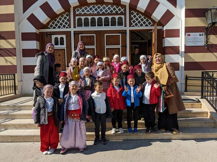 Mališani novotravničkog obdaništa “Sultan Fatih” posjetili Elči Ibrahim-pašinu medresu