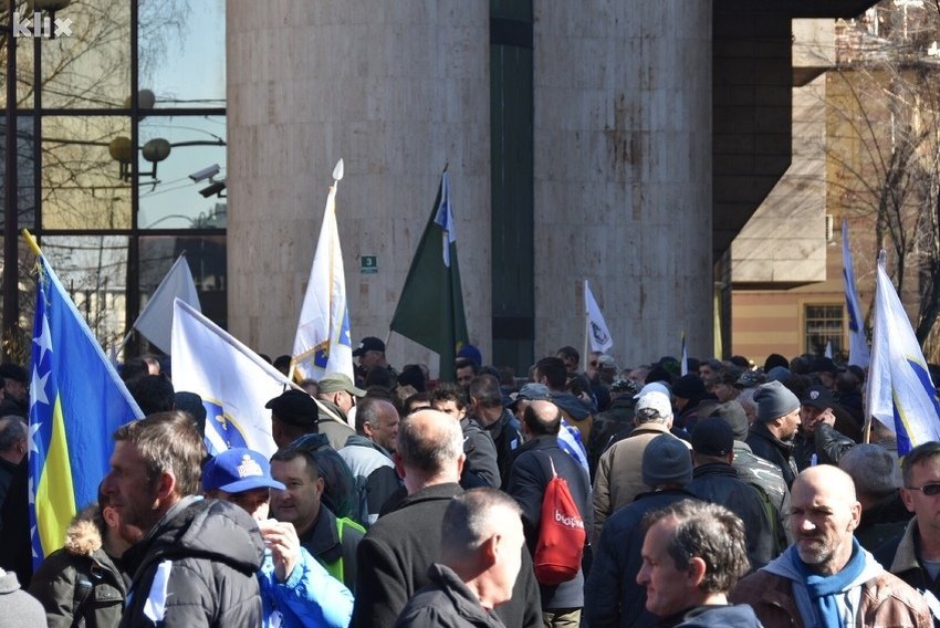 SBK: Egzistencijalnu novčanu naknadu primat će novih 900-tinjak demobilisanih boraca