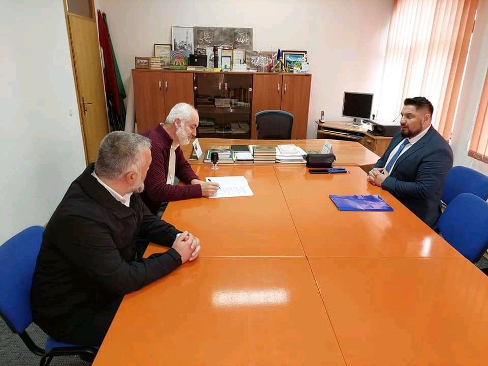 Novi Travnik: U prostorijama Medžlisa potpisan ugovor za mejtef u Bugojčićima