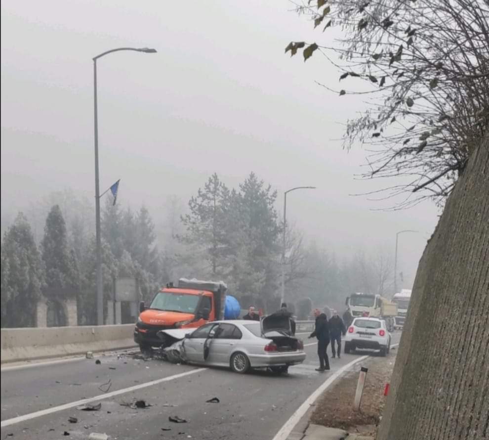 Dvije osobe povrijeđene u nesreći na ulazu u Travnik