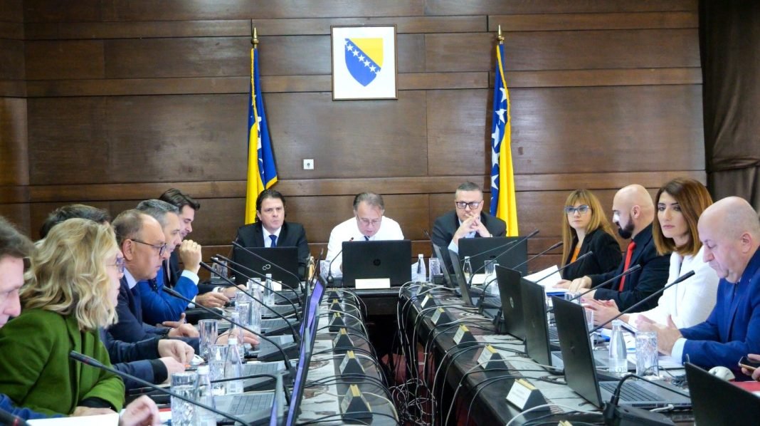 Produžen rok za isplatu jednokratne pomoći u FBiH, poslodavci radnicima mogu uplatiti i do 2.768 KM