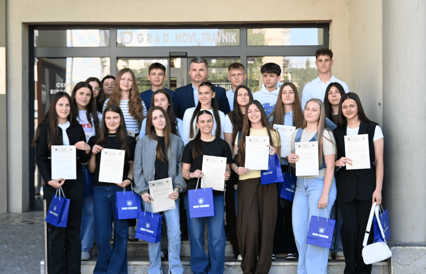 Nagrade za najbolje: 20 učenika generacije novotravničkih škola