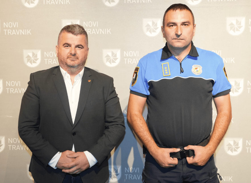 Dujo održao sastanak s novim komandirom PS Novi Travnik Robertom Gazibarićem